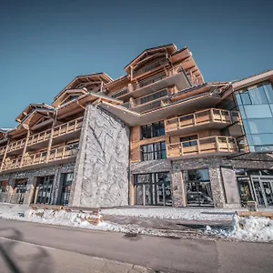 https://sky-la-rosire.hotels-rhonealpes.com